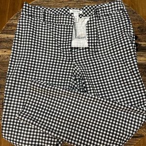 White House Black Market size 12 cropped ankle dress pants.